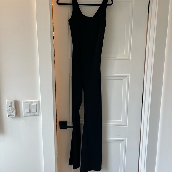 Spanx booty boost jumpsuit - Picture 2 of 4